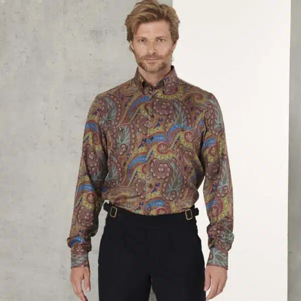 Seidenhemd mit buntem Paisley